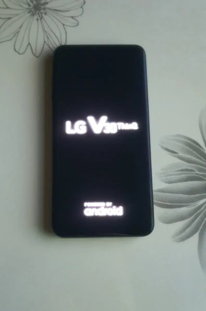 LG V30